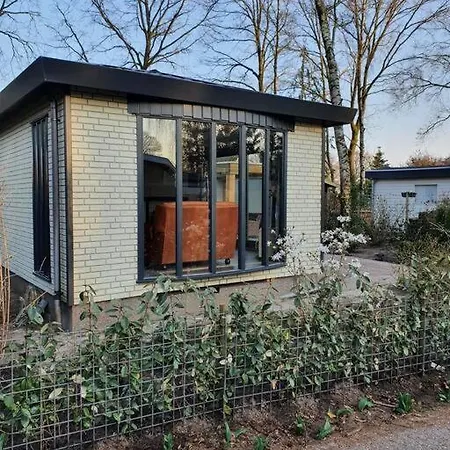 Cozy For 4 Veluwe Chalet Putten